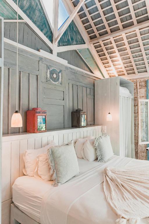 The Shacks at Sandy Bay - 2