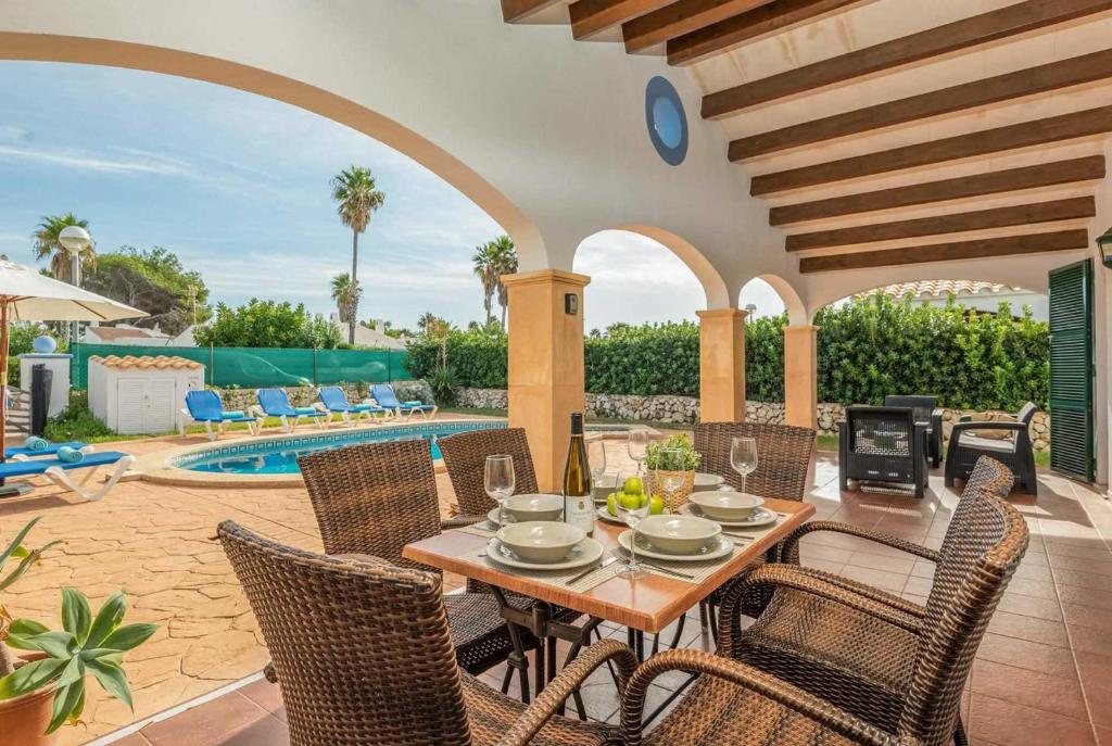 Villa Son Fonoll, Calan Bosch, Spain - Booking.com
