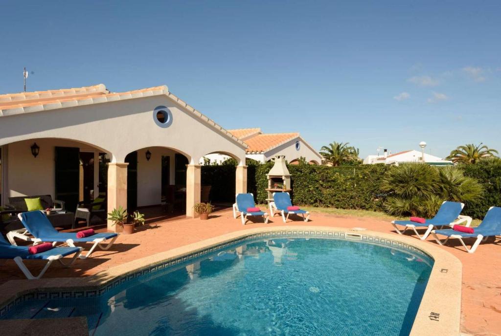 Villa Son Fonoll, Calan Bosch, Spain - Booking.com