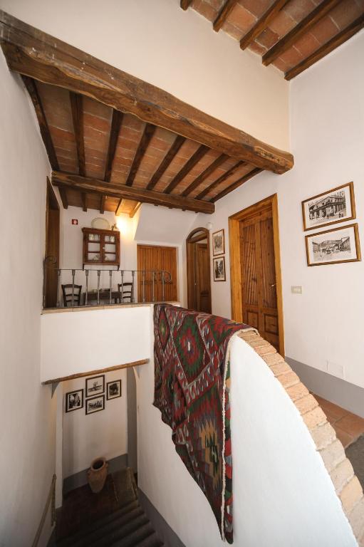 Uma área de estar em B&B Le Dimore Mezza Costa