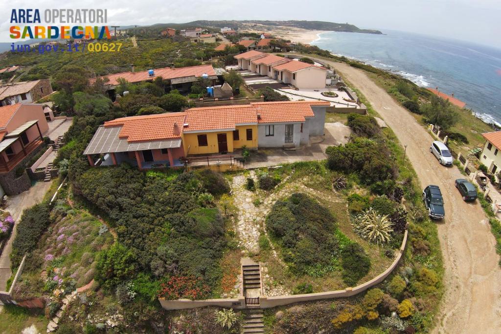 Casa di Betta - Vista mare - Giardino - Parcheggio interno- free WIFI IUNQ0627 - Housity