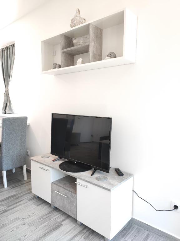 TV a/nebo společenská místnost v ubytování Spa Koncept-Apartmani