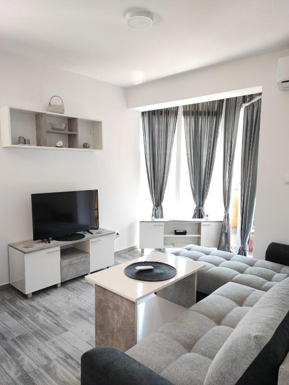 Spa Koncept-Apartmani - Apartment With Terrace
