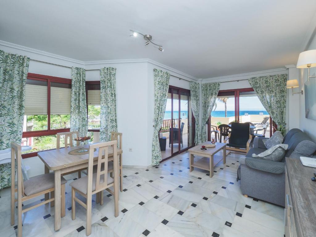 Posezení v ubytování Cubo's Apartamento Oceanview Lubina
