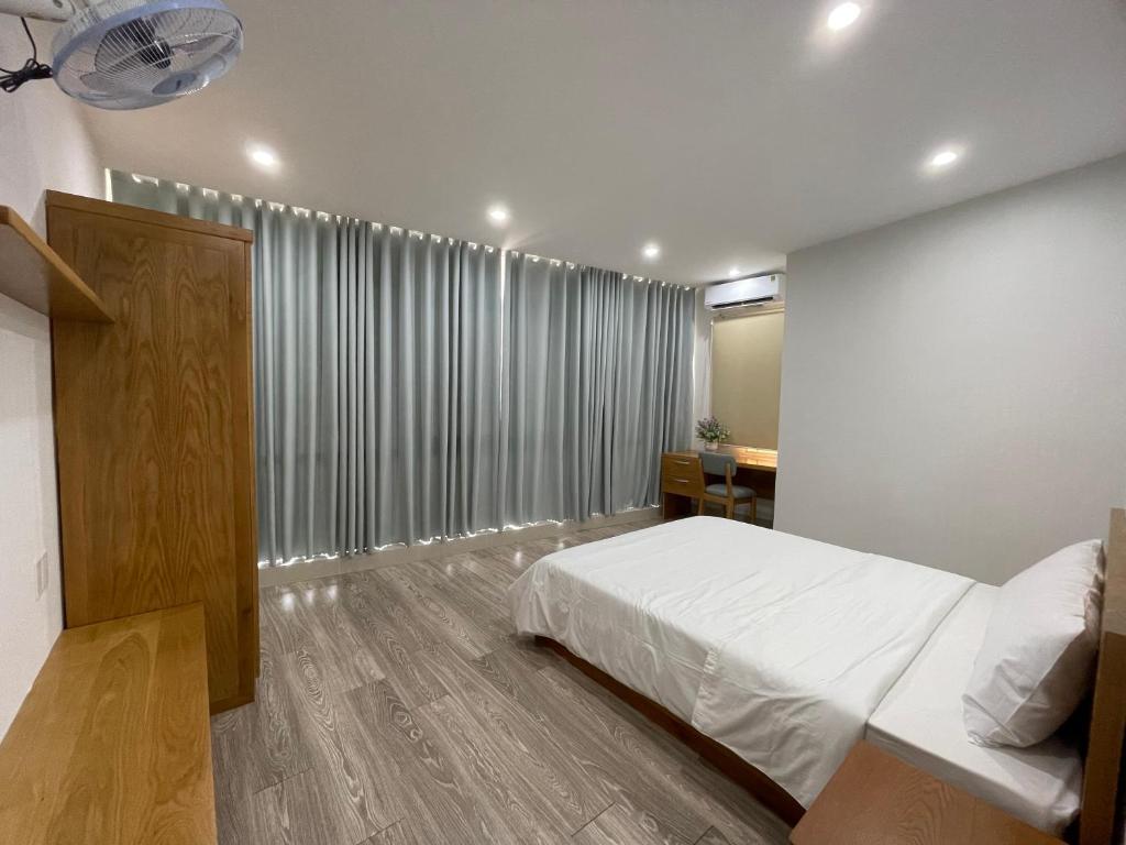 Dic Phoenix 3BR 2WC with terrace (Panda's house)