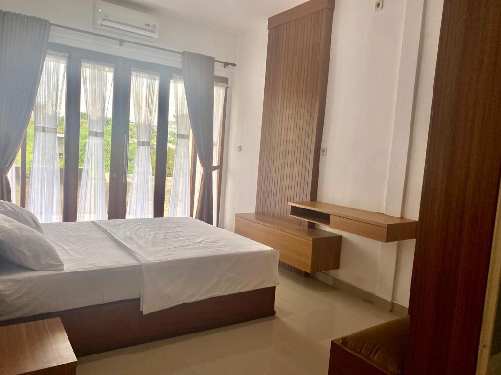 Bali Paranes photo 10