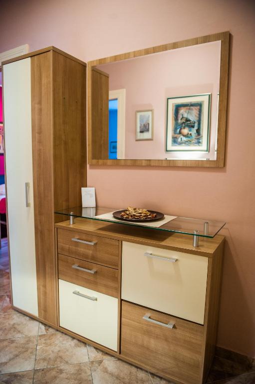 Kuchyň nebo kuchyňský kout v ubytování Downtown Apartment Nora
