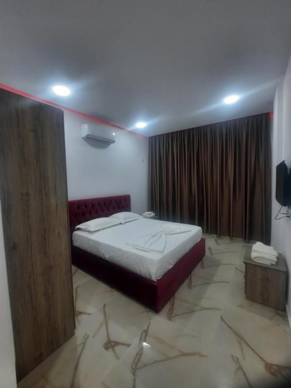 HOTEL MEGNIAR - Budget Tweepersoonskamer