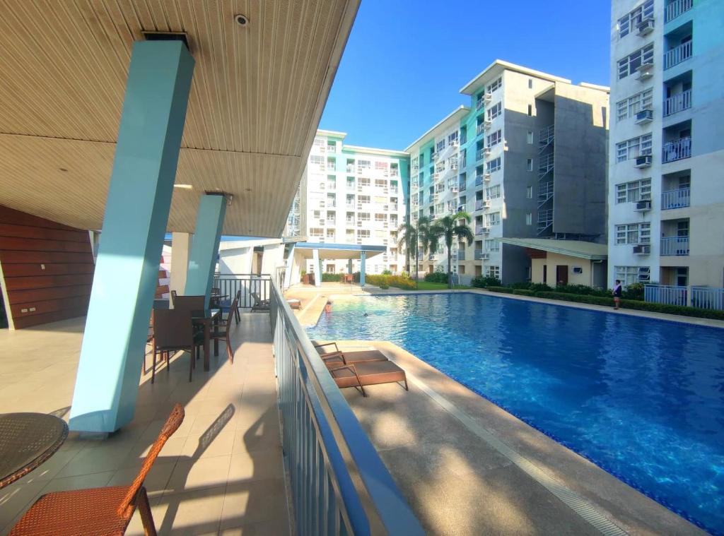 Bazén v ubytování Davao Condo 2BR Pool Wifi Netflix nebo v jeho okolí