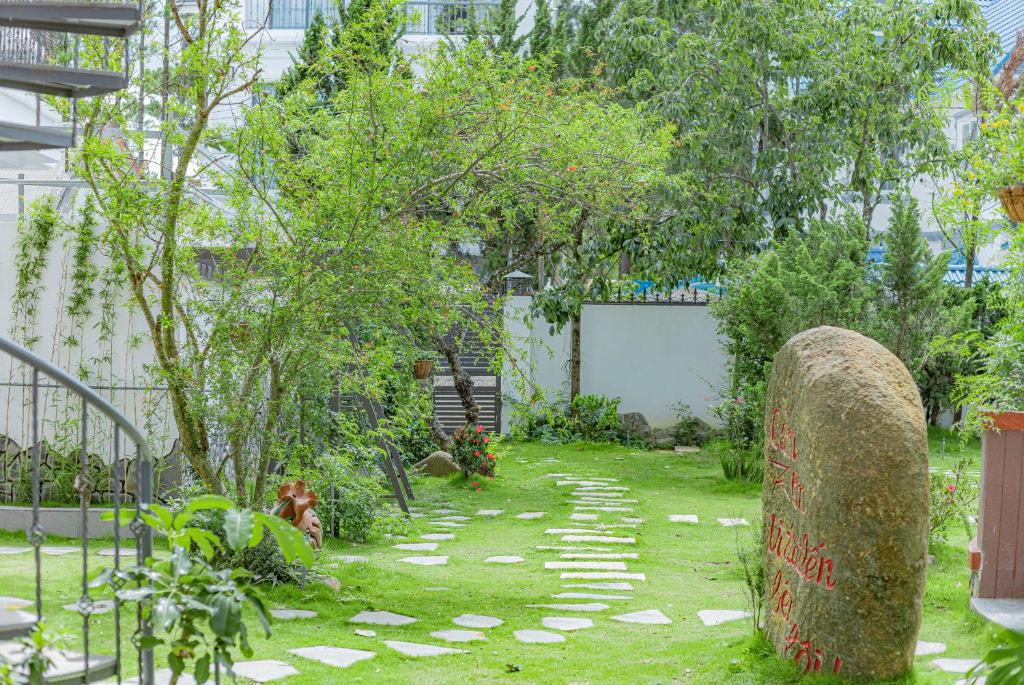 Vườn quanh An Mai Boutique Hotel