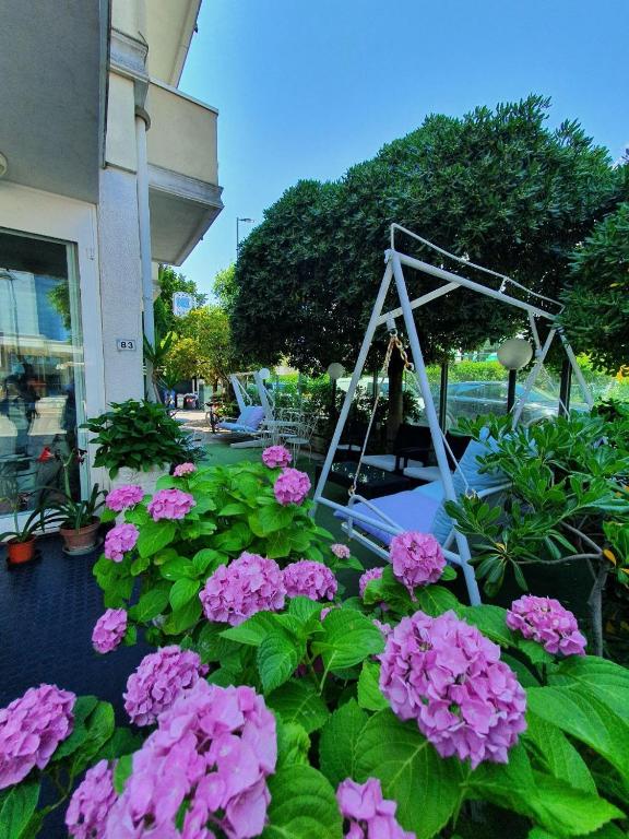 Hotel Moresco Riccione - Piscina Beach Village - Resim 16