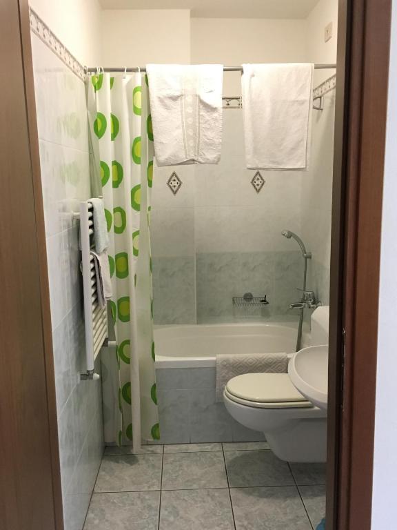 Koupelna v ubytování Hotel Cavaria