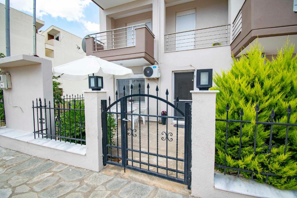 Violeta Apartment by Travel Pro Services Nea Flogita Halkidiki