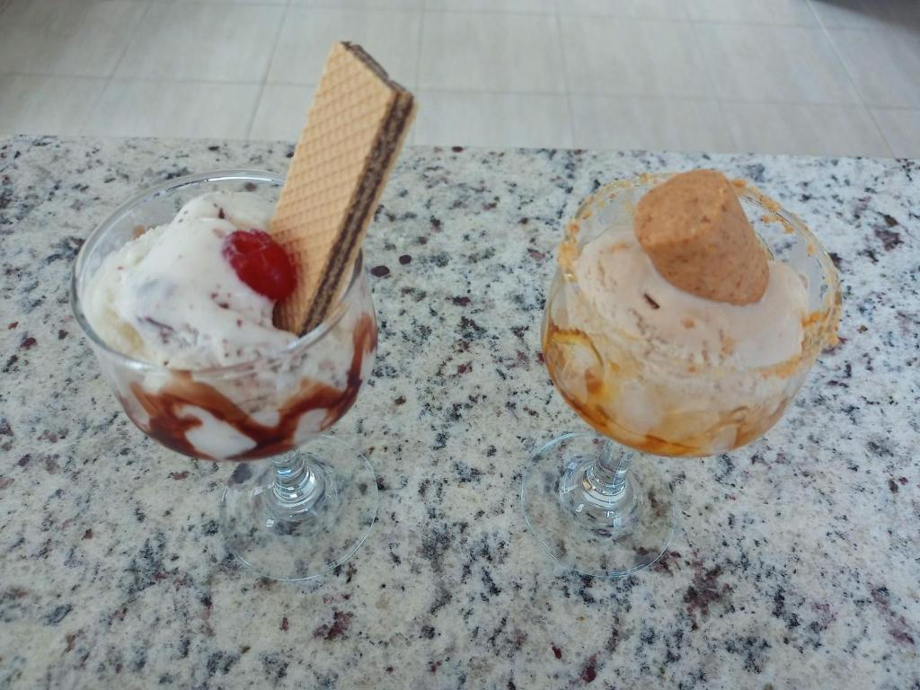 Jídlo v hostelu nebo okolí
