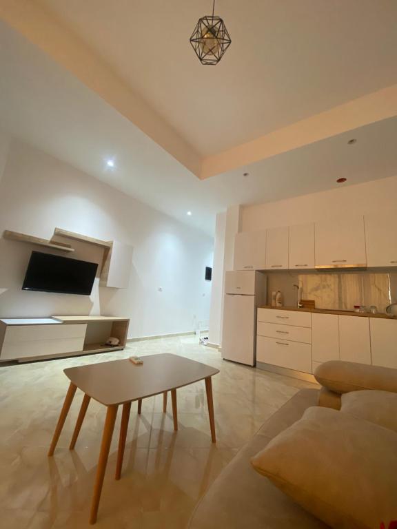 Alessio Apartments 2 - Image 4