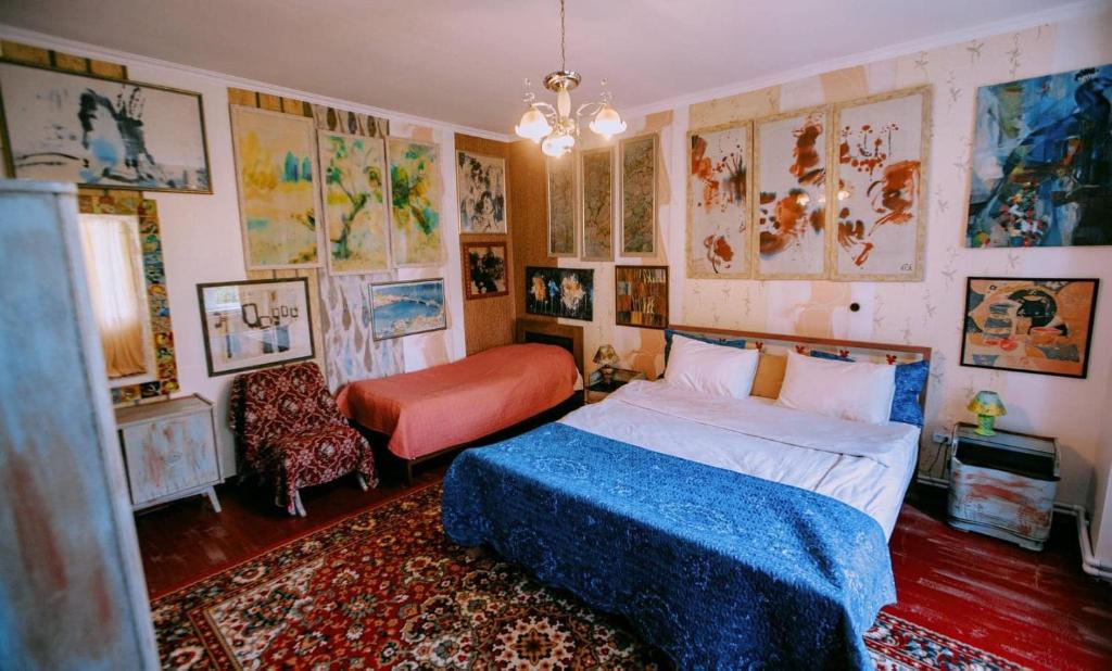 Artist's House - Deluxe Double Room (2 Adultos + 1 Niño)