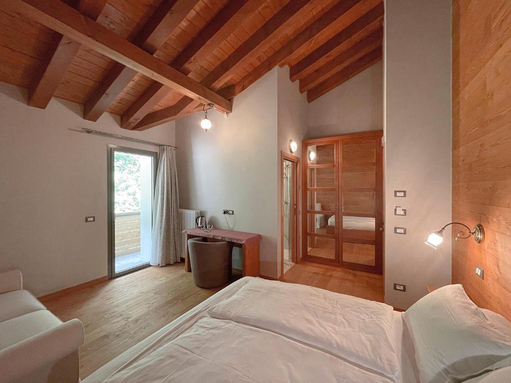 Relais Sauc & SPA - Agriturismo - Doppelzimmer Mit Balkon