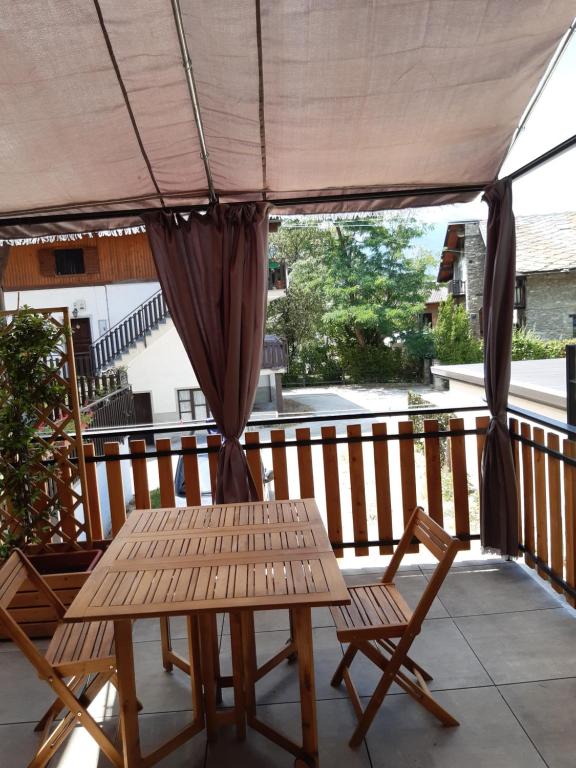 Balkón nebo terasa v ubytování Appartamento con terrazza - Aymavilles