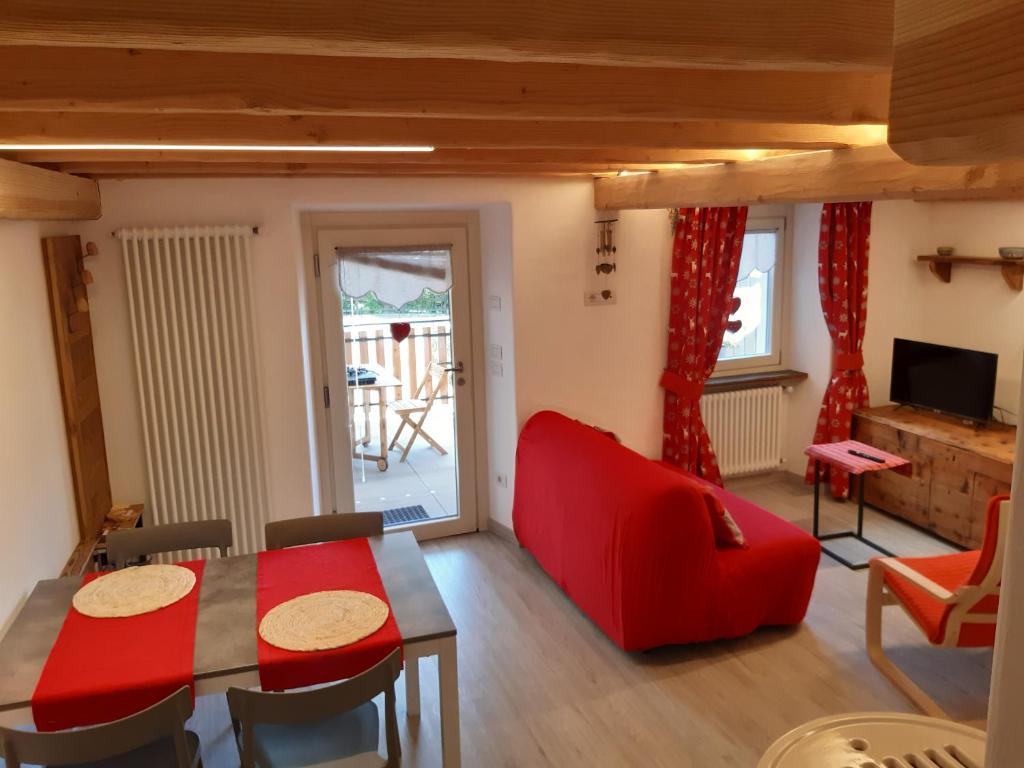 Posezení v ubytování Appartamento con terrazza - Aymavilles