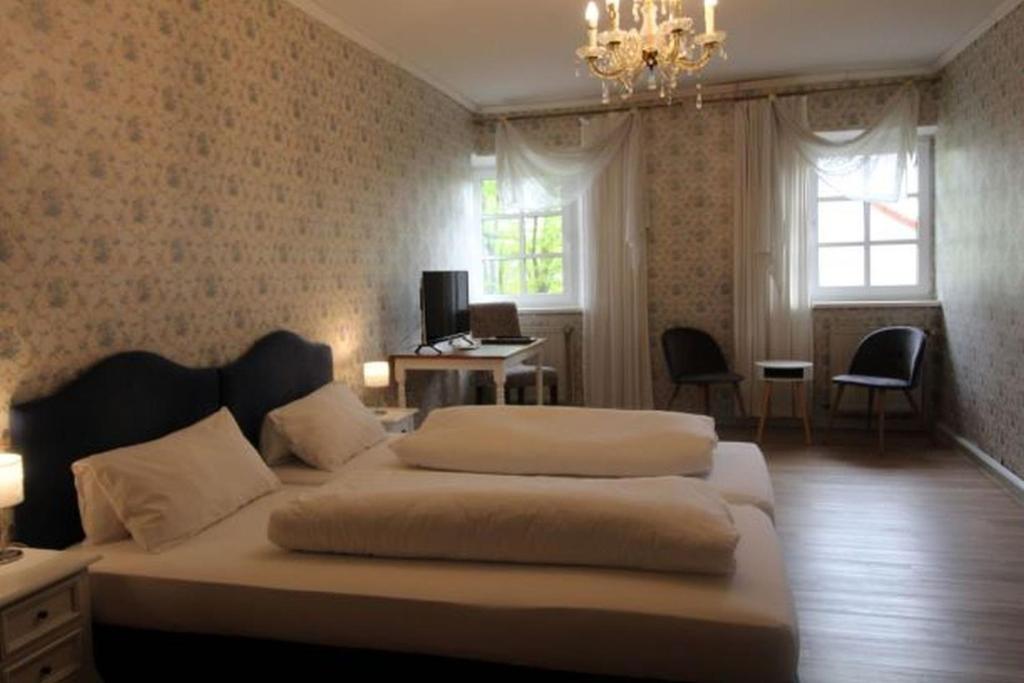 Posezení v ubytování Hotel-Gasthof Opel