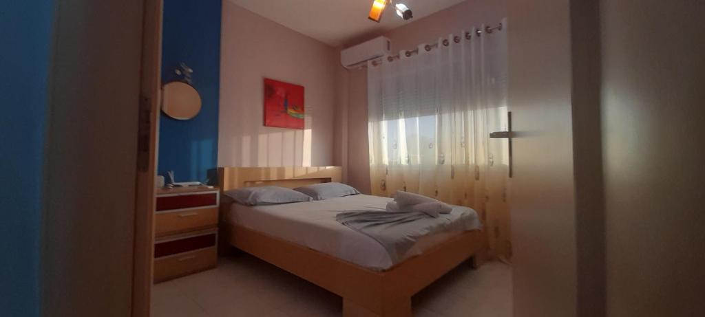 SEA & SUN Seaview Apartments { Fully equipped } - Image 12