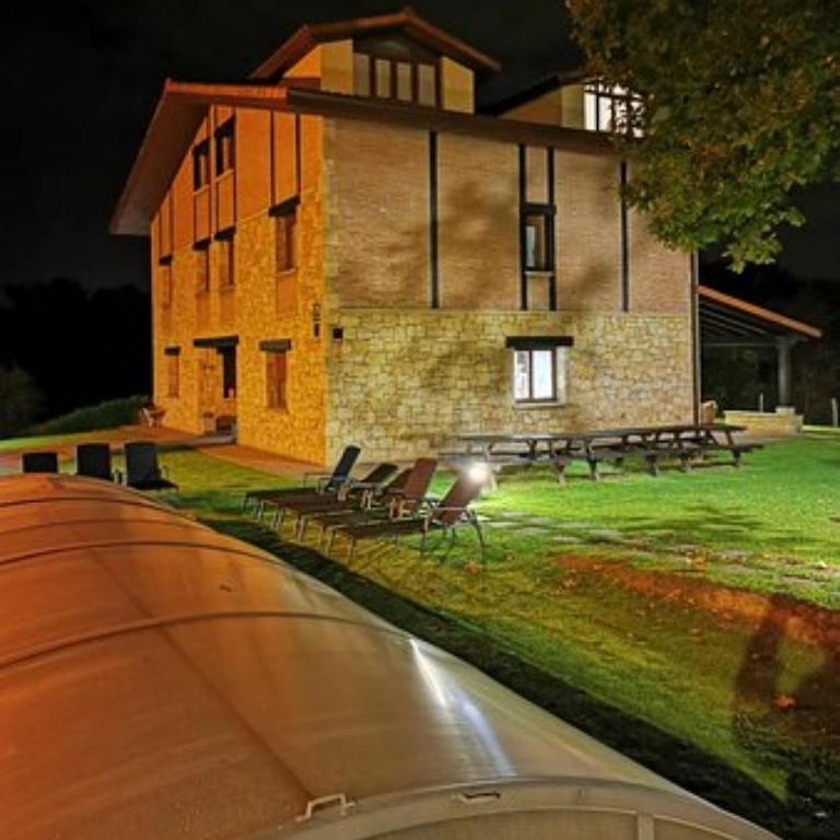 Budova, kde se the country house nachází