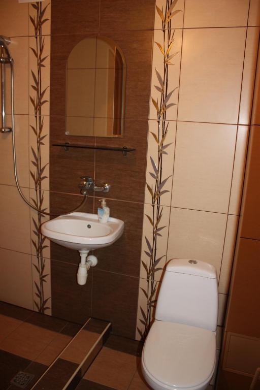 Koupelna v ubytování Balvi Hotel