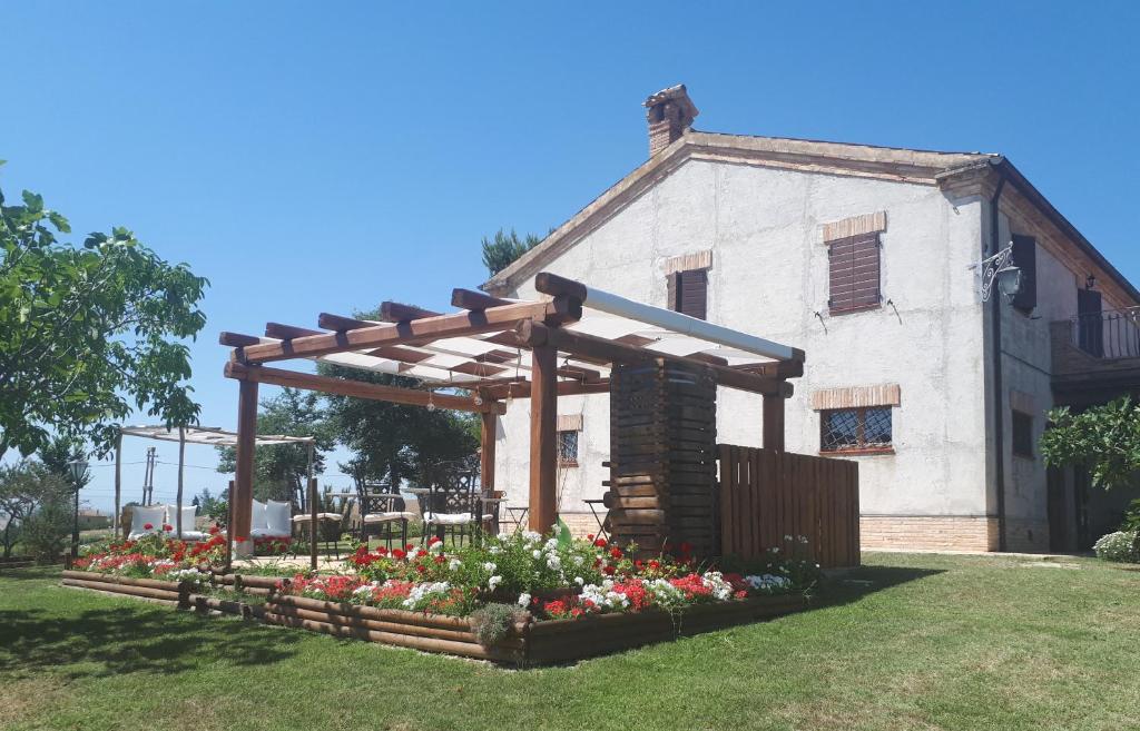 Zahrada ubytování B&B I Pini Di Storaco