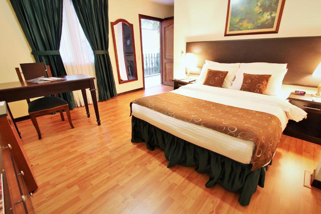 Hotel San Fernando Real - Standard Double Room