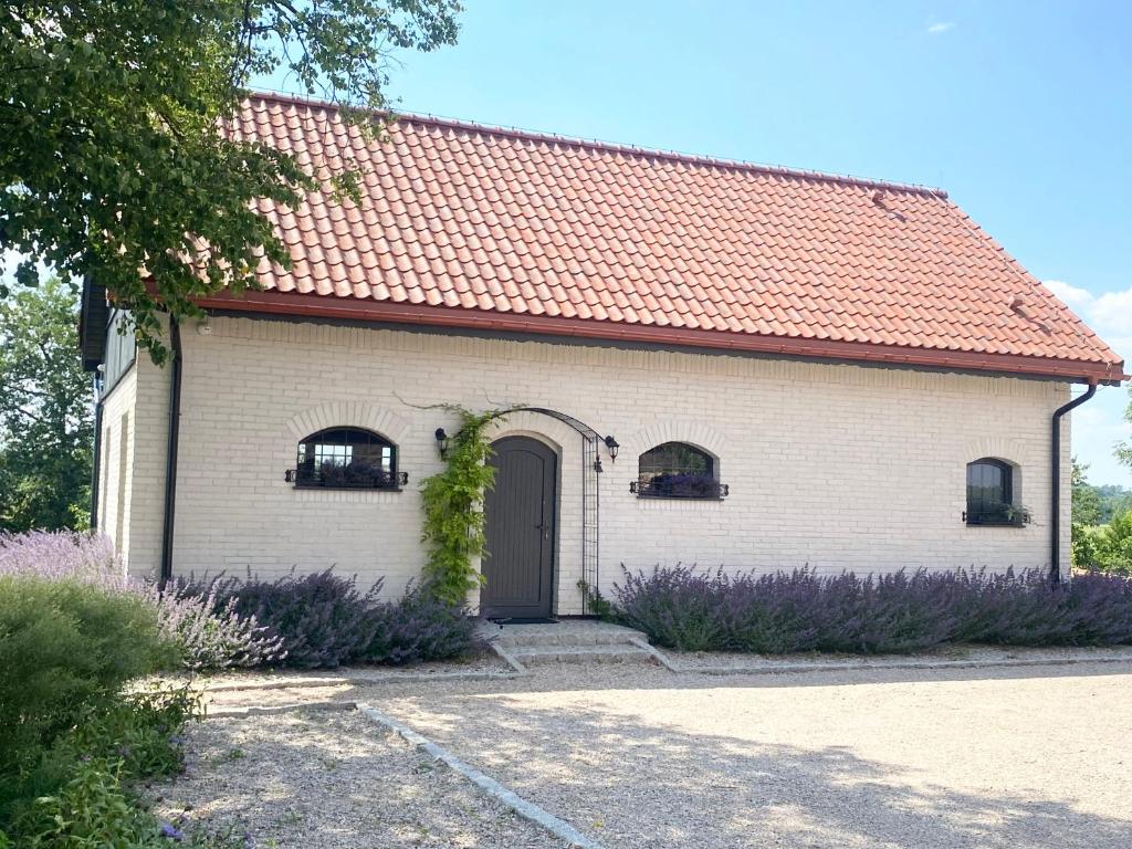 Budova, kde se vila nachází