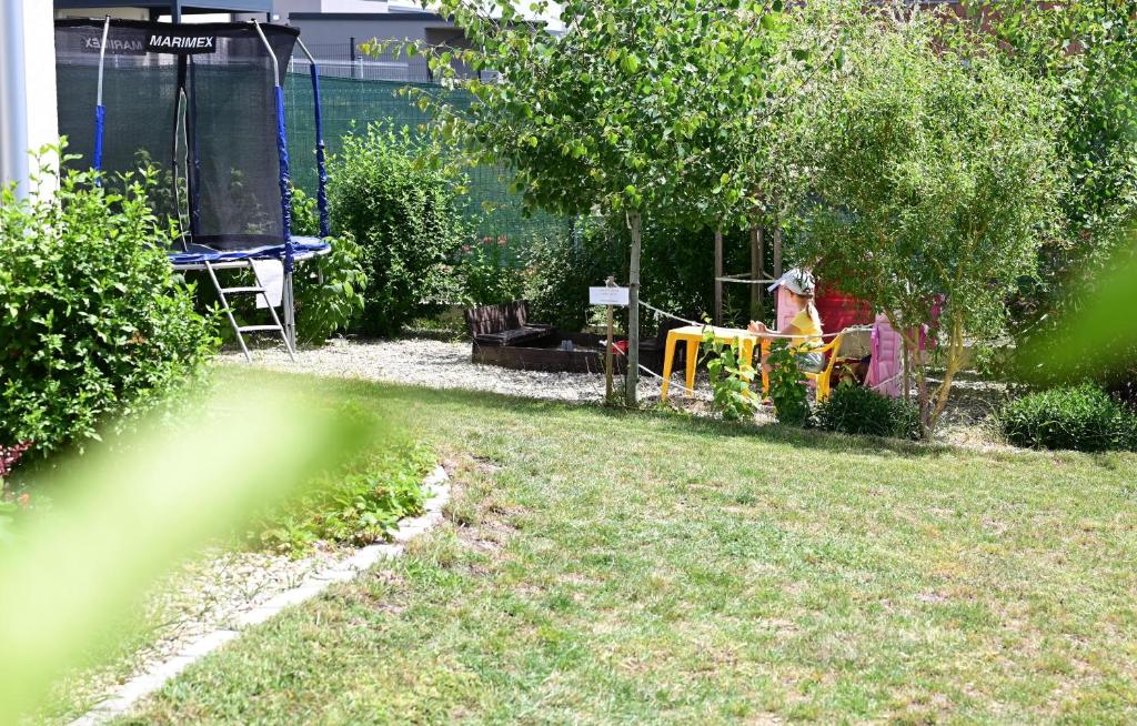 Ogród w obiekcie apartmán U Rané BOBULE