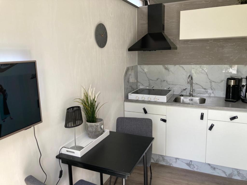 Kuchyň nebo kuchyňský kout v ubytování Casa Bianco