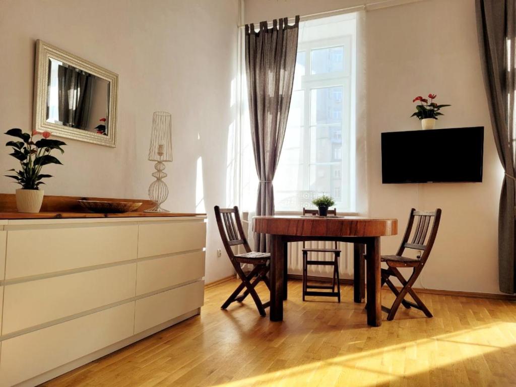 Przytulne apartamenty w centrum Warszawy Lok 2