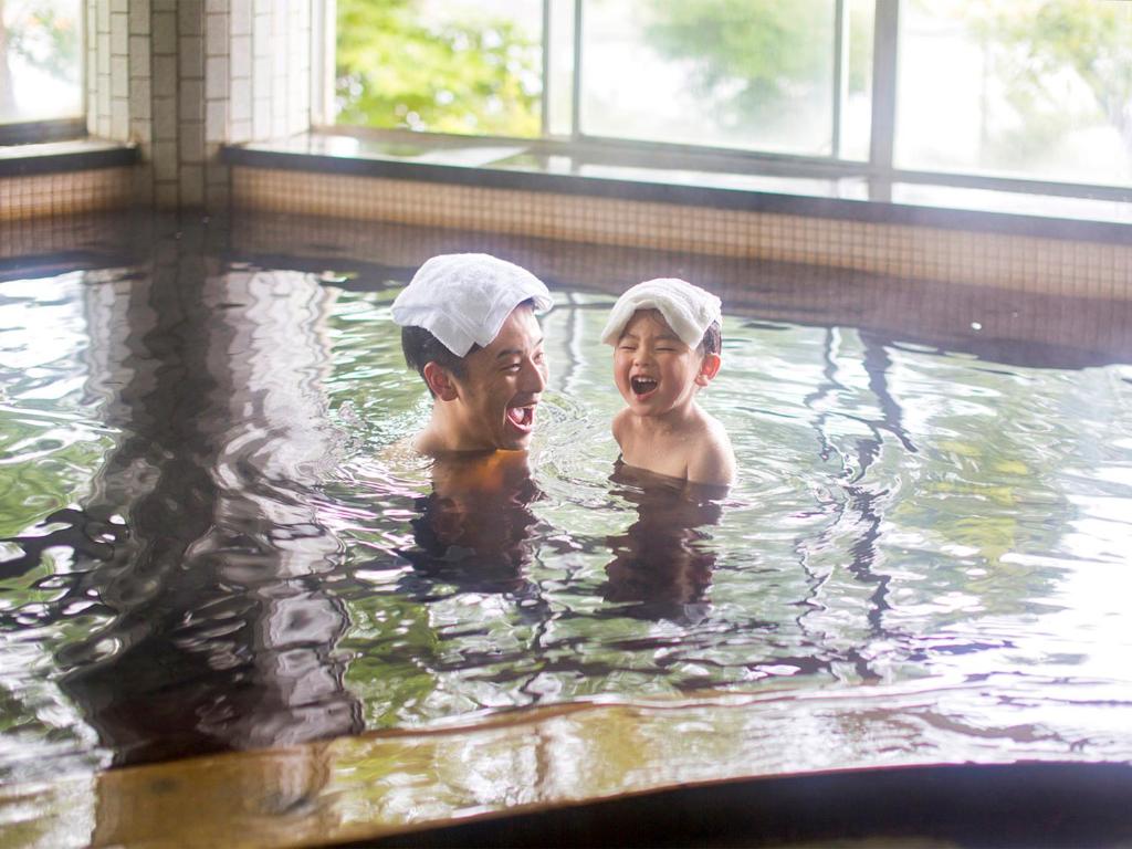 Hosté ubytování Kameyama Onsen Hotel