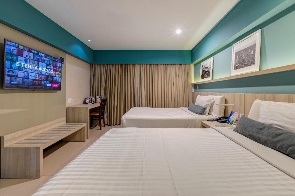 Monte Pascoal Praia Hotel Salvador - Triple Room With Side Sea View