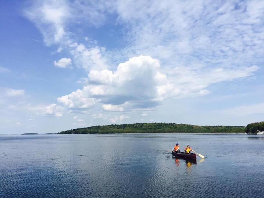 Waterfront cottage NDG2 Algonquin park east gate, Whitney (updated