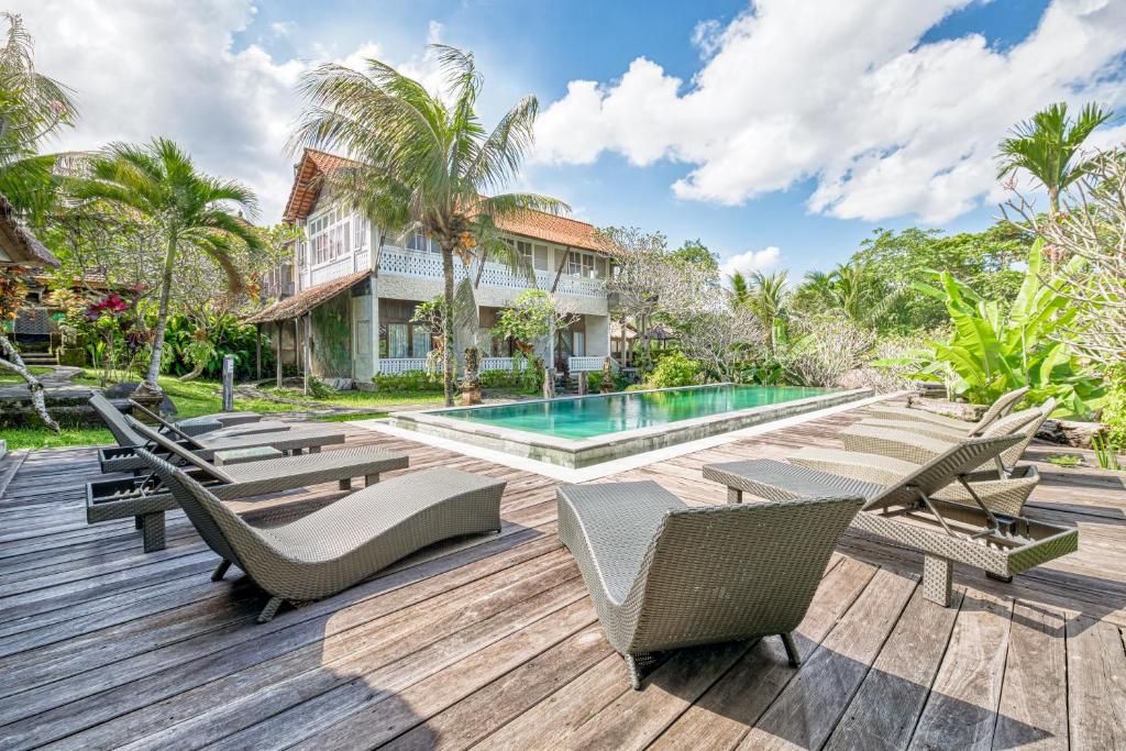 Bazén v ubytování Ubud Sari Health Resort nebo v jeho okolí