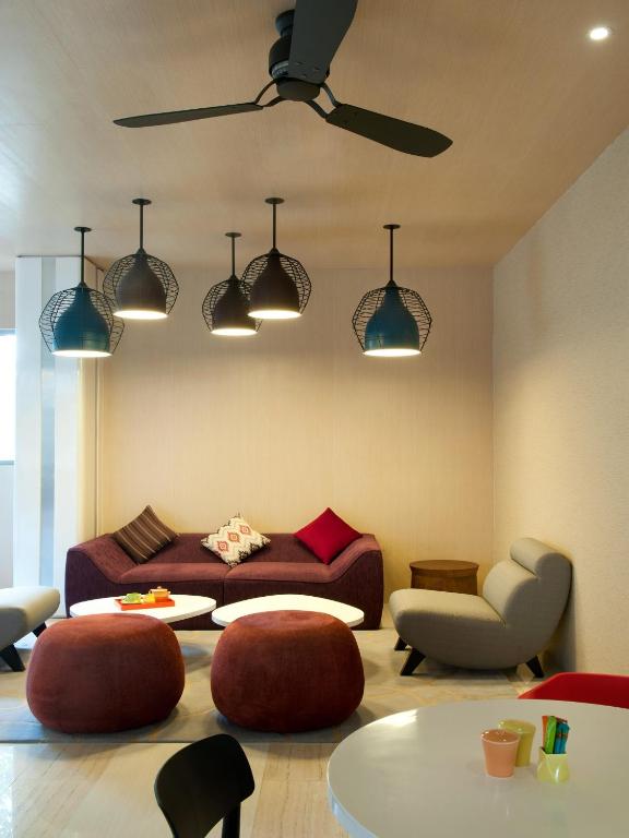Posezení v ubytování Ibis Styles Jakarta Airport