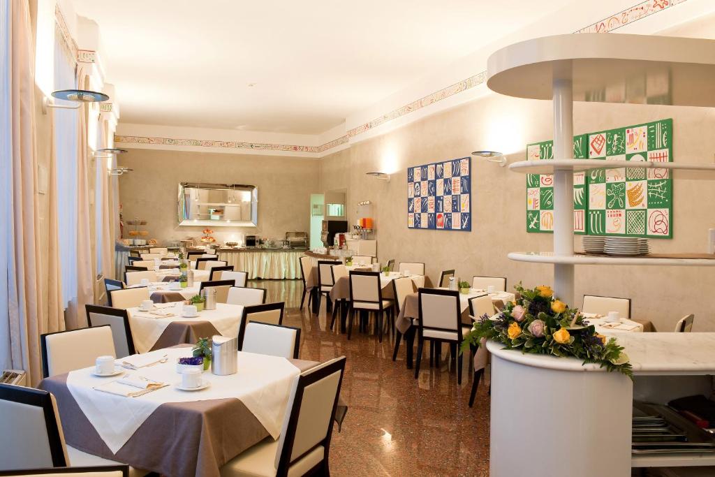 Restaurace v ubytování Hotel San Pietro