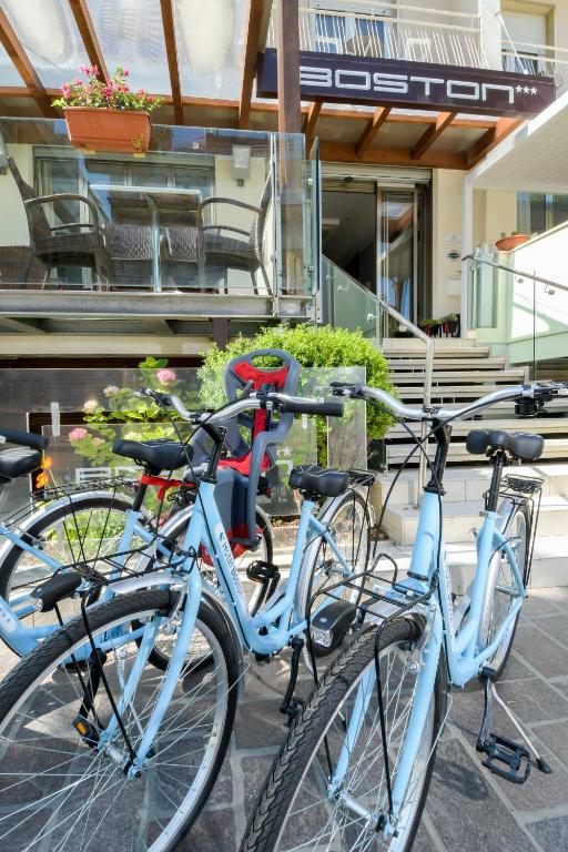 Jízda na kole v ubytování Hotel Boston nebo okolí