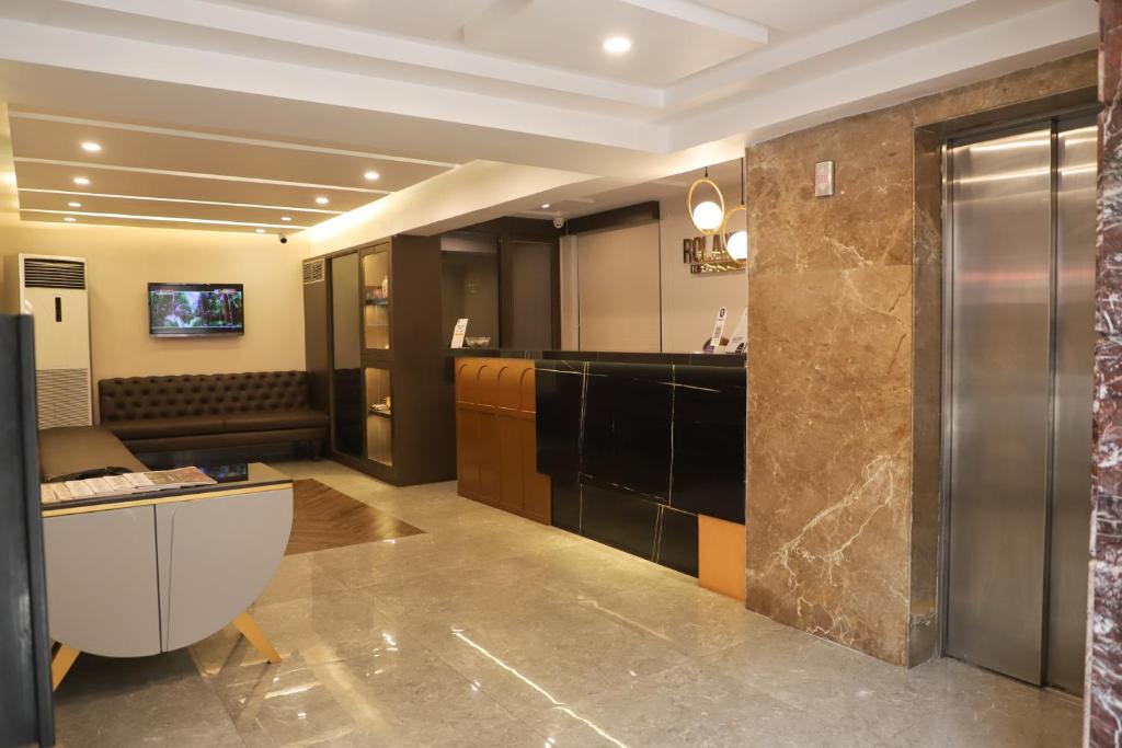 TV a/nebo společenská místnost v ubytování Roland Hotel