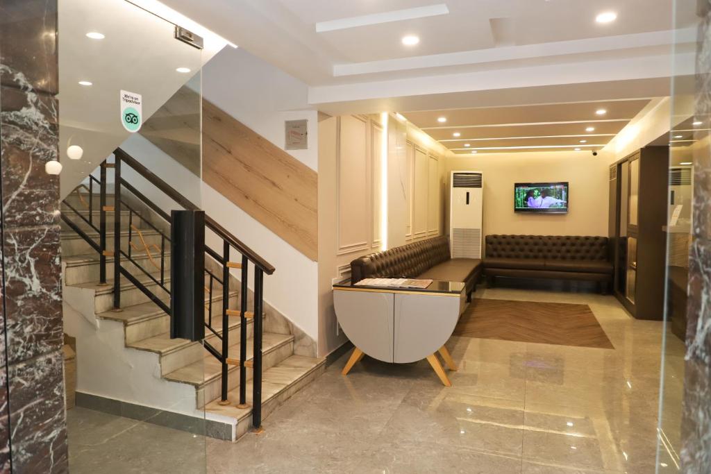 TV a/nebo společenská místnost v ubytování Roland Hotel