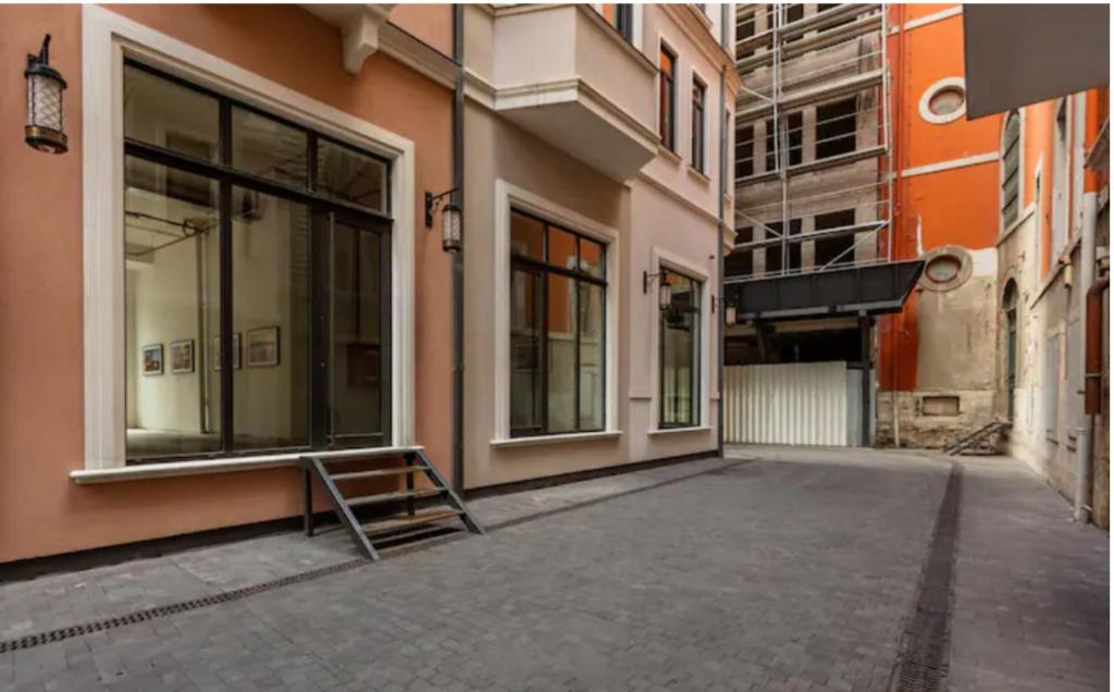 Budova, kde se apartmán nachází