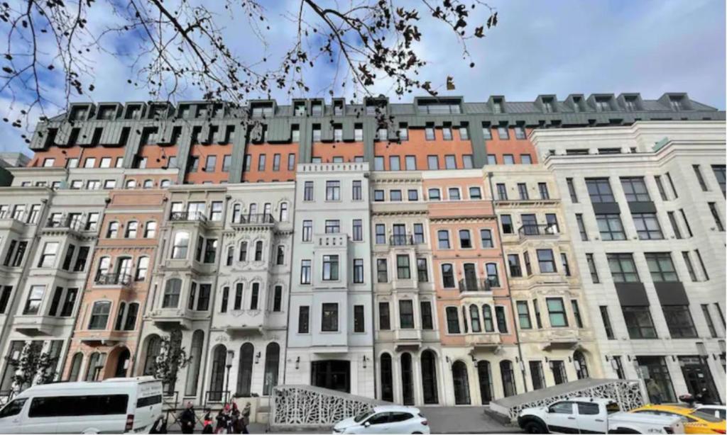 Budova, kde se apartmán nachází