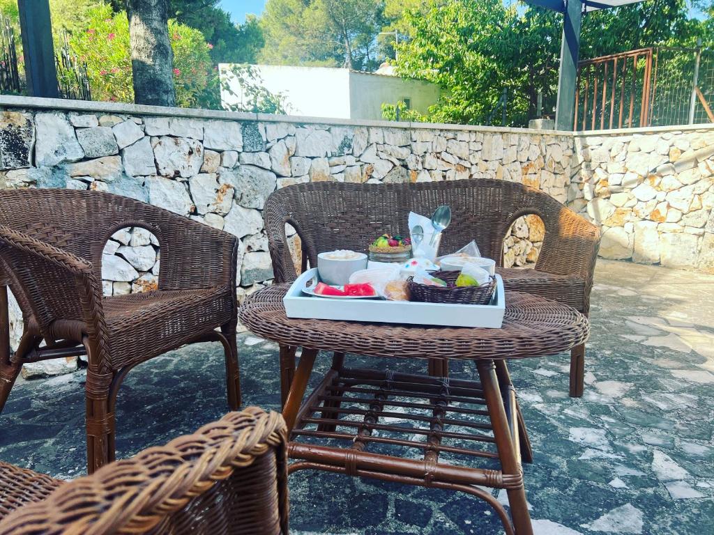 Nápoje v ubytování Villa L'Ottagono con cucina parcheggio privato telecamerizzato e wifi