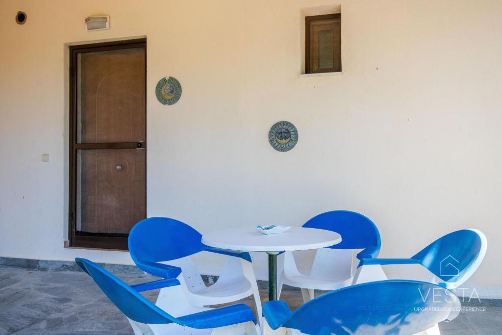 Booking.com: Villa Luna with Private Garden, Netflix & Cable TV , Paliouri,  Grécko . Rezervujte si hotel ešte dnes!