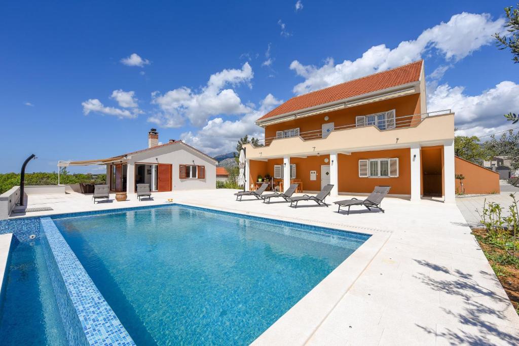 Villa Luka