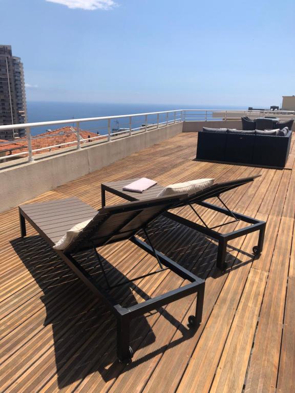 Ban công/sân hiên tại Luxury Monaco Sea View Penthouse Le Lord