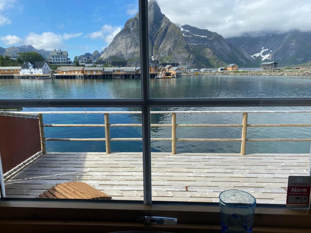 Rostad Retro Rorbuer - Two-Bedroom House