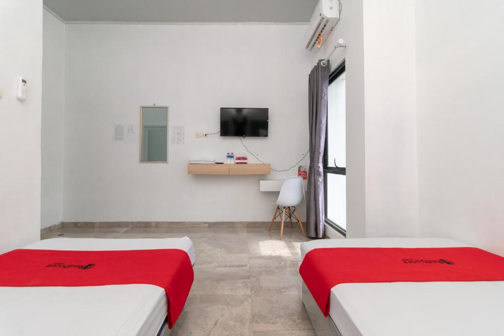RedDoorz near Tugu Coklat Pesawaran Lampung - Habitación Doble